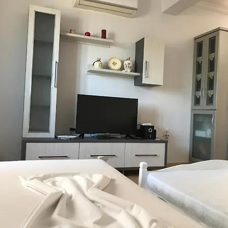 Alpha Sarandë
