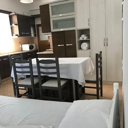 Alpha * Sarandë